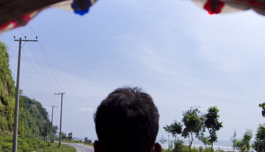 how to travel Bangladesh